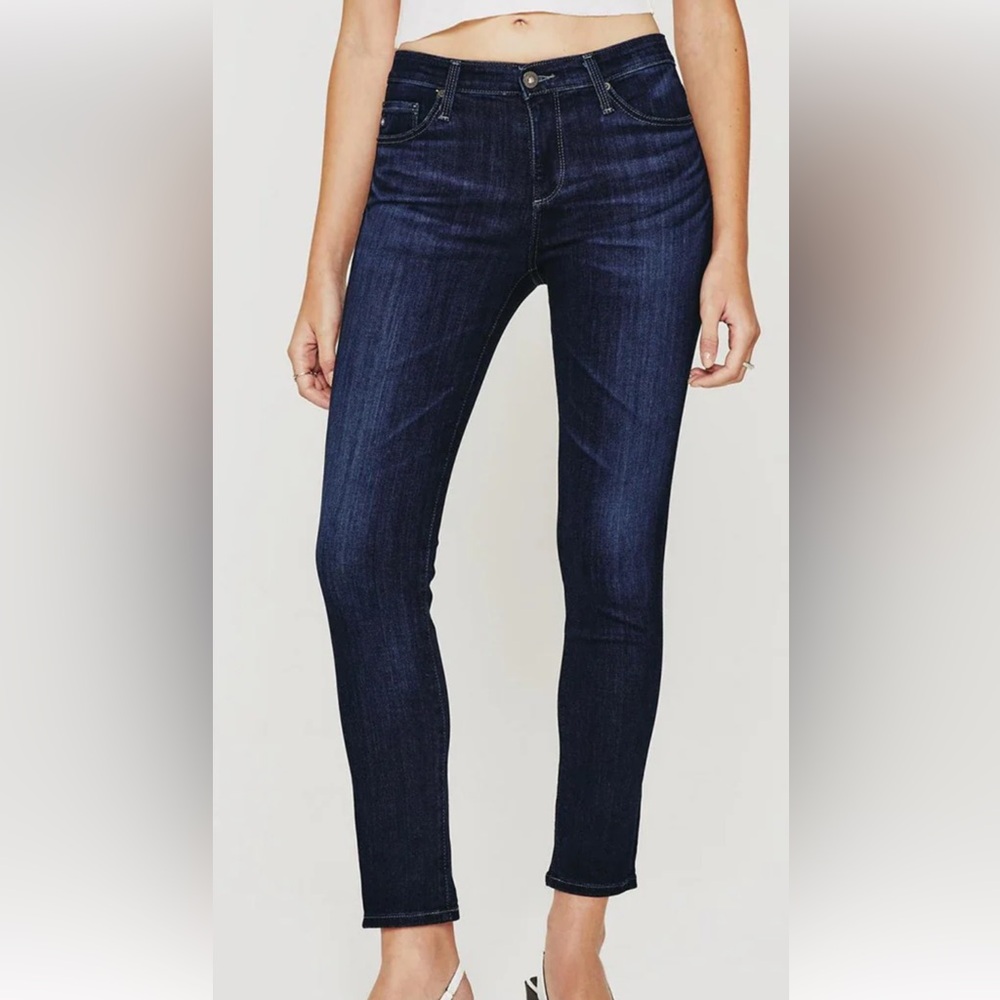 AG The Prima Mid-Rise Cigarette Jean